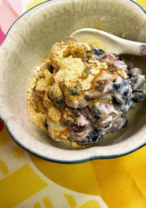 おまめだからヨーグルト　　黒豆きな粉-レシピのメイン写真