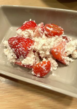 苺とトマトの可愛いカプレーゼ-レシピのメイン写真