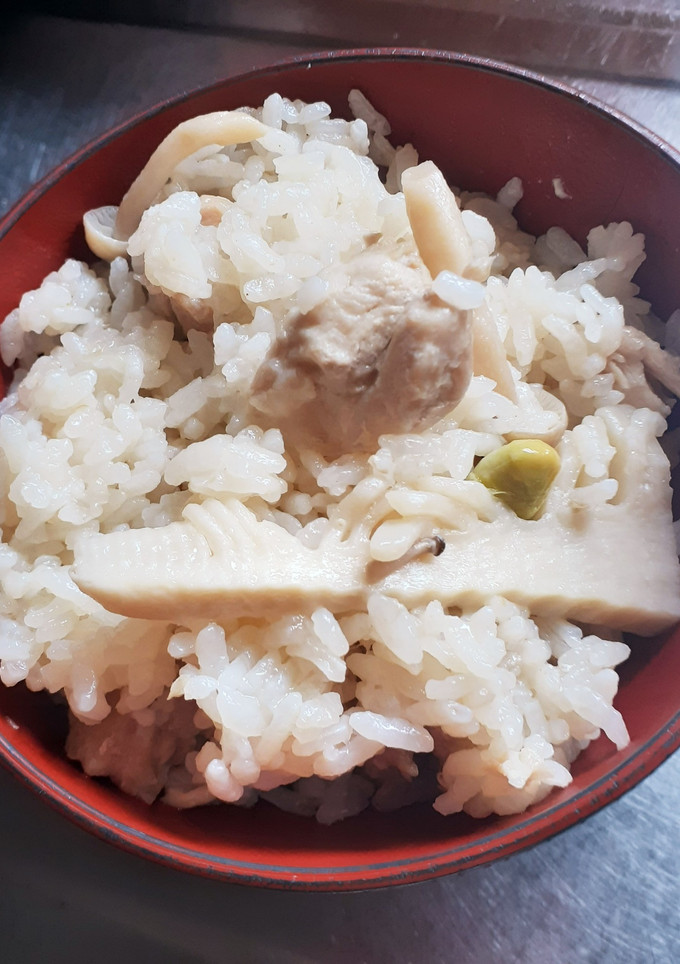 簡単★鶏肉と水煮タケノコの炊き込みご飯-レシピのメイン写真