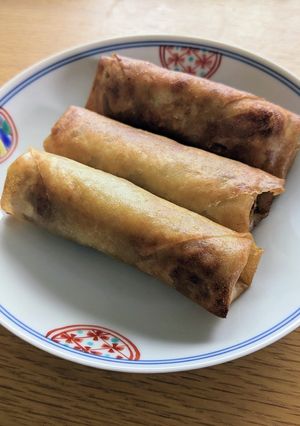 キャベツもやし挽き肉の揚げ春巻き-レシピのメイン写真