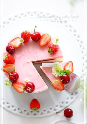 いちごムースとレアチーズケーキ-レシピのメイン写真