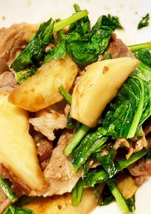 カブと豚肉のオイスターソース炒め♪-レシピのメイン写真