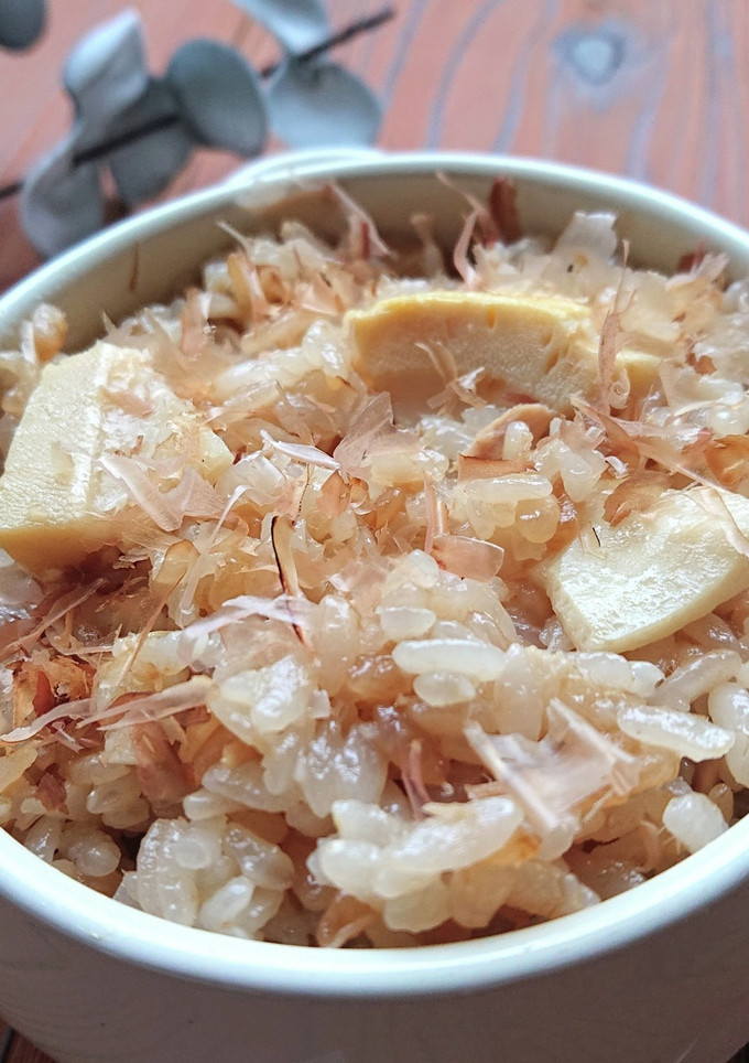 たけのことツナの炊き込みごはん（隠し味）-レシピのメイン写真