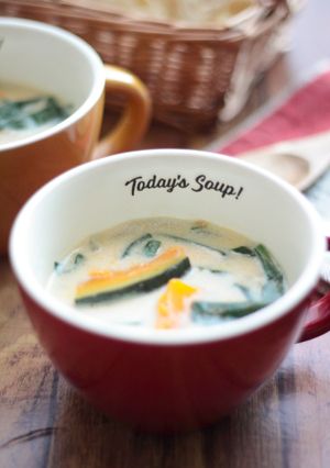 かぼちゃとほうれん草の豆乳味噌スープ-レシピのメイン写真