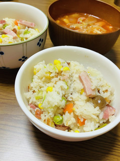 簡単♪炊飯器でベーコンピラフ-レシピのメイン写真