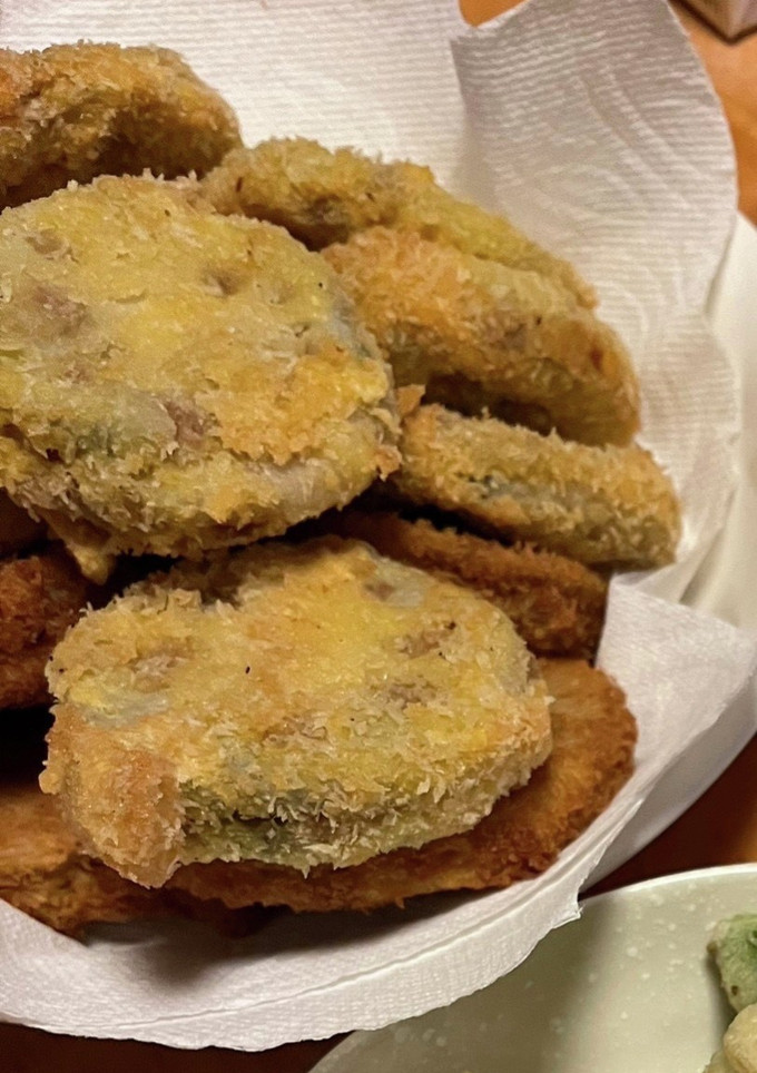 蓮根と豚ミンチの挟み揚げ☆絶品です-レシピのメイン写真