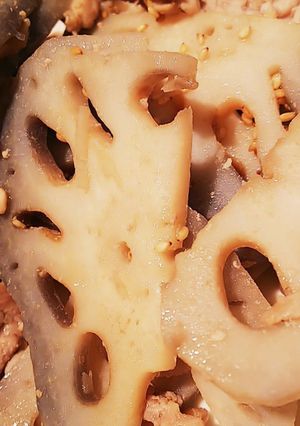 レンコンと豚肉の炒め物-レシピのメイン写真
