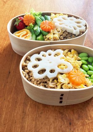 三色丼弁当-レシピのメイン写真