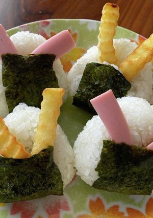 こどもの日に☆カブトのおにぎり-レシピのメイン写真