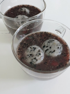 栄養満点「ごま白玉の冷やしぜんざい」-レシピのメイン写真
