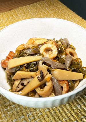 切り昆布と筍、ちくわ、蒟蒻、蓮根煮込み-レシピのメイン写真