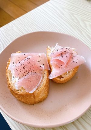生ハムとクリームチーズのカナッペ-レシピのメイン写真