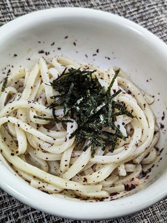 5分で完成!紫蘇ふりかけ&バターうどん-レシピのメイン写真