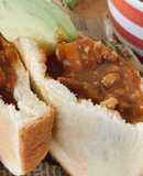 らふてーカレーのホットサンド
