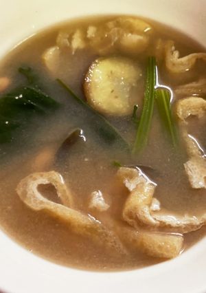 ナスとほうれん草と油揚げの納豆汁-レシピのメイン写真