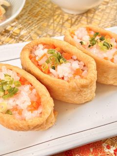 低タンパク・減塩/食卓の華に☆彩りいなり-レシピのメイン写真