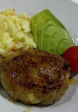 ［簡単】チーズ入りハンバーグ-レシピのメイン写真