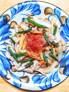 豚ロース肉と新玉ネギと新ジャガの中華炒め-レシピのメイン写真