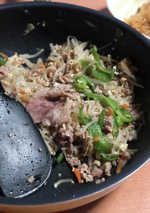 ひき肉もやし人参ピーマン卵野菜炒め-レシピのメイン写真