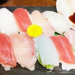 A picture of スーパーのお刺身で！おうち握り寿司.