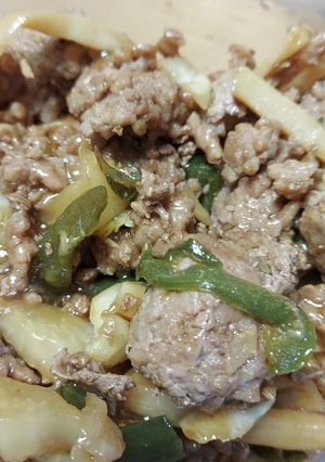焼肉のたれで★ひき肉チンジャオロース丼-レシピのメイン写真