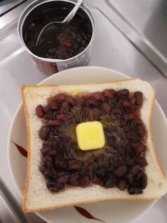 簡単★缶詰あずきとバターのトースト-レシピのメイン写真