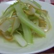 やさしいお酢で セロリとイカクンのサラダ