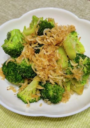 旨味がぎゅ！桜えびと蒸し焼きブロッコリー-レシピのメイン写真