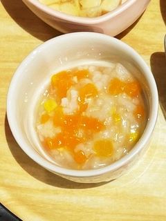 ツナコーンにんじんの炊き込み粥 離乳食-レシピのメイン写真
