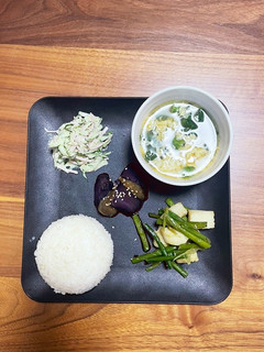 4/27 夕飯 イカにんにくの芽炒め-レシピのメイン写真