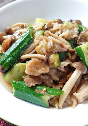 【野菜ソムリエ】きゅうりと豚バラの炒め-レシピのメイン写真
