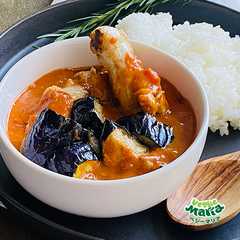 รูปของ 揚げなす入りバターチキンカレー