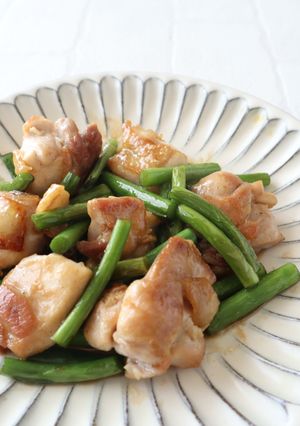鶏もも肉とニンニクの芽の甘辛炒め-レシピのメイン写真