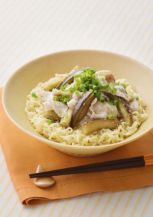 レンジで！豚バラなすのスタミナ汁なし麺-レシピのメイン写真
