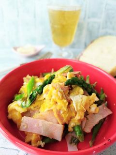 アスパラとベーコンの甘酒卵炒め-レシピのメイン写真