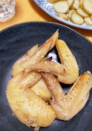 予熱無しで簡単！塩麹手羽先のオーブン焼き-レシピのメイン写真