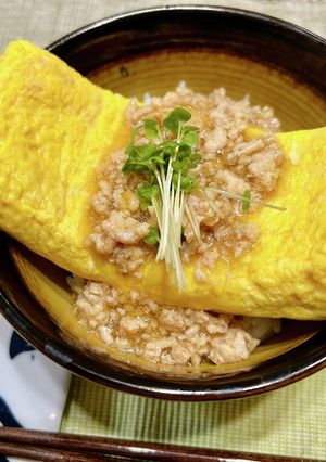 鶏そぼろあんかけ♪至福のたまご丼-レシピのメイン写真