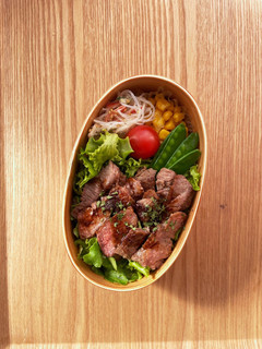 サラダなステーキ弁当-レシピのメイン写真
