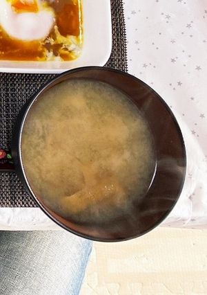 しめじと油揚げの味噌汁-レシピのメイン写真