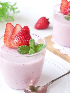 【vegan・砂糖なし】いちご甘酒プリン-レシピのメイン写真