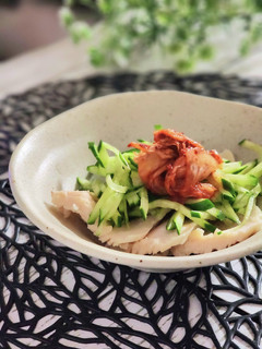 簡単鶏ハム♪キムチ乗せ-レシピのメイン写真