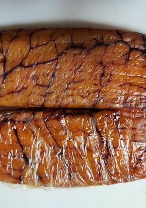 切れ目の入った魚卵を補修してカラスミ作り-レシピのメイン写真