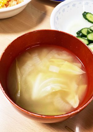 新玉ねぎと春キャベツの味噌汁-レシピのメイン写真