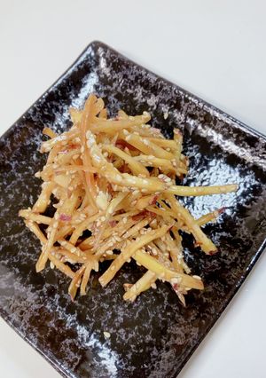 カリカリお芋のごまナッツまみれ♪-レシピのメイン写真