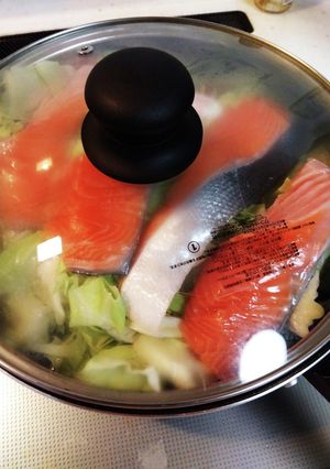 鮭とキャベツの蒸しもの-レシピのメイン写真