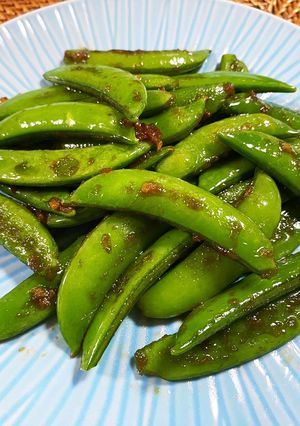 スナップエンドウの生姜醤油炒め-レシピのメイン写真