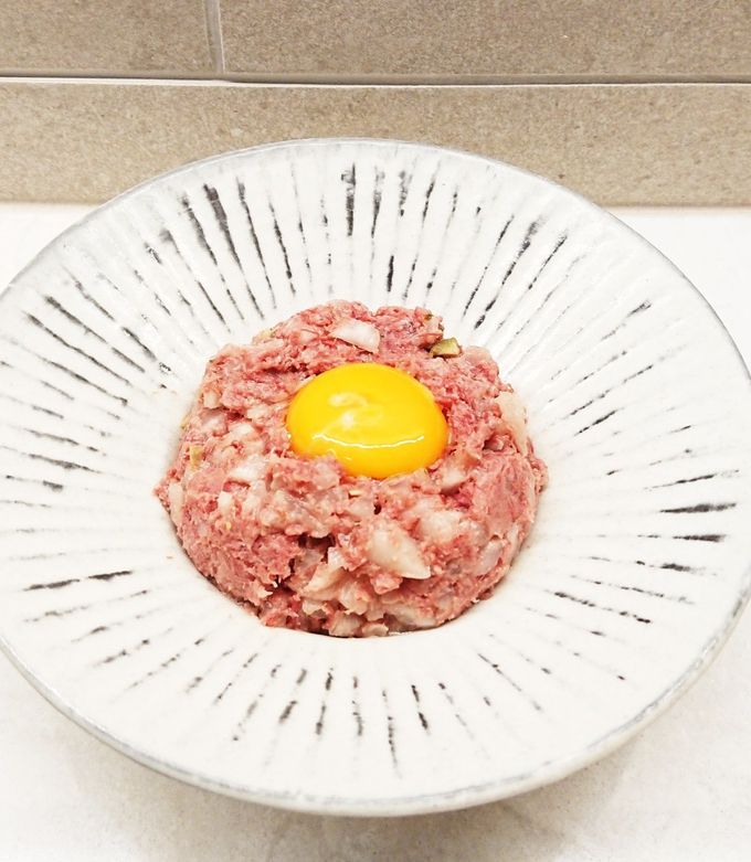コーンビーフ卵黄のせ-レシピのメイン写真