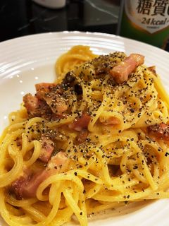 ワインと一緒に。カルボナーラ-レシピのメイン写真