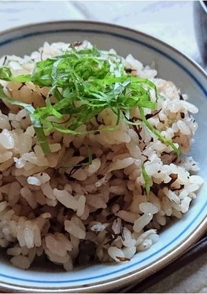 ＼アカモクとしらすの炊き込みご飯／-レシピのメイン写真