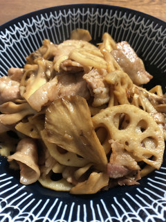 豚バラ蓮根オイスターソース炒め-レシピのメイン写真